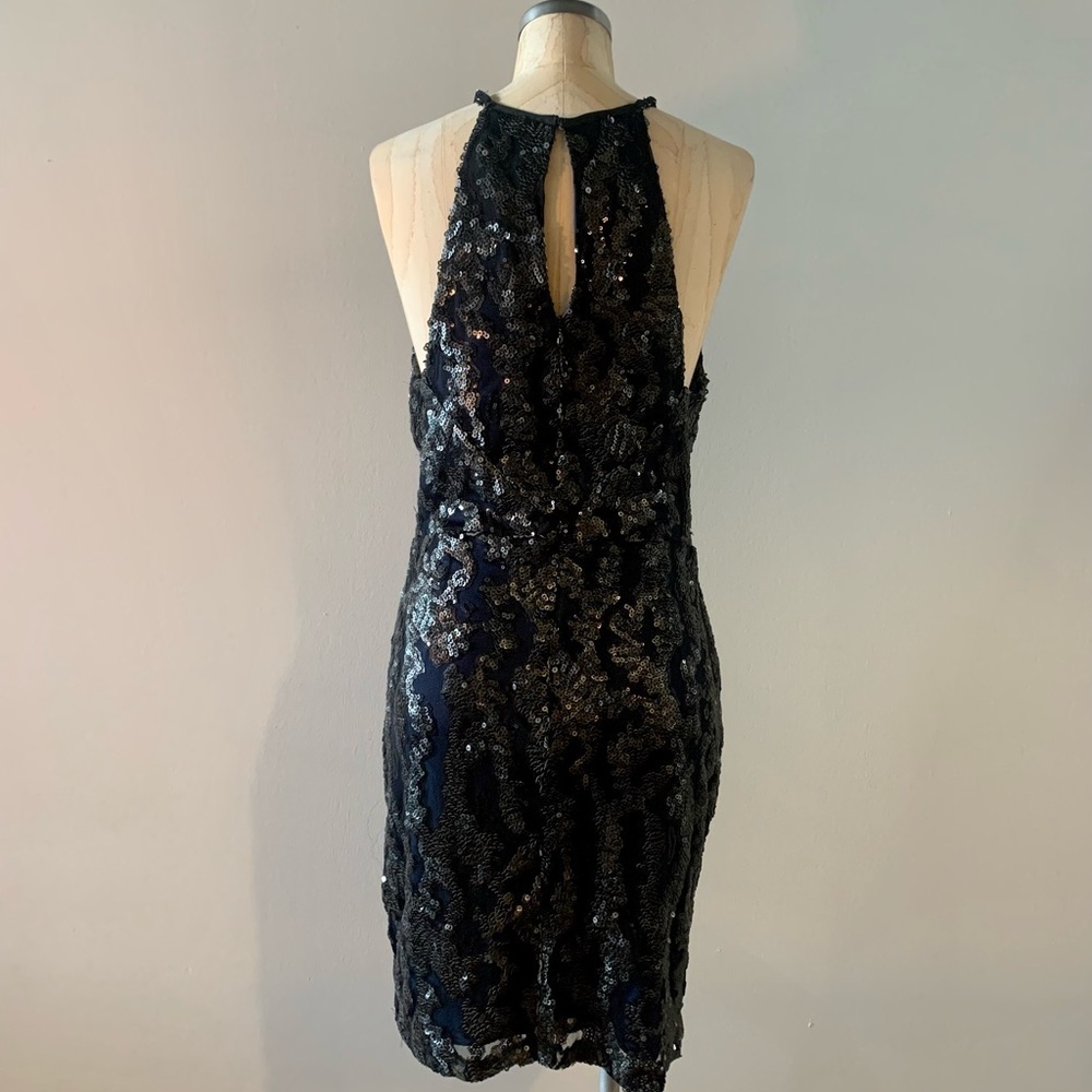 GREYLIN Women's Navy-Black Mesh & Gun Metal Sequin Wrap Front Dress Size Medium - Picture 6 of 11